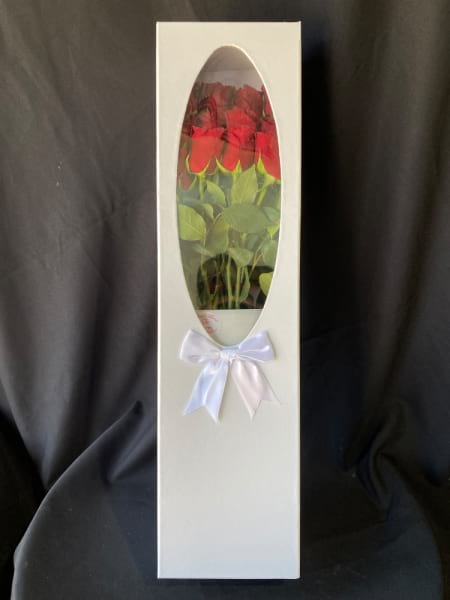 12 red roses boxed